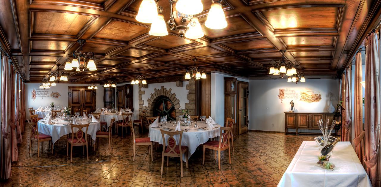 Hotel Kreuz Holderbank Luaran gambar