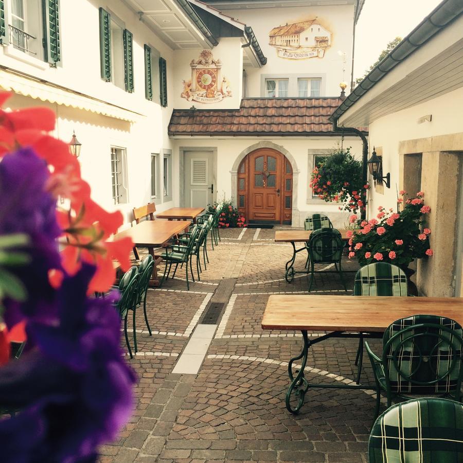 Hotel Kreuz Holderbank Luaran gambar