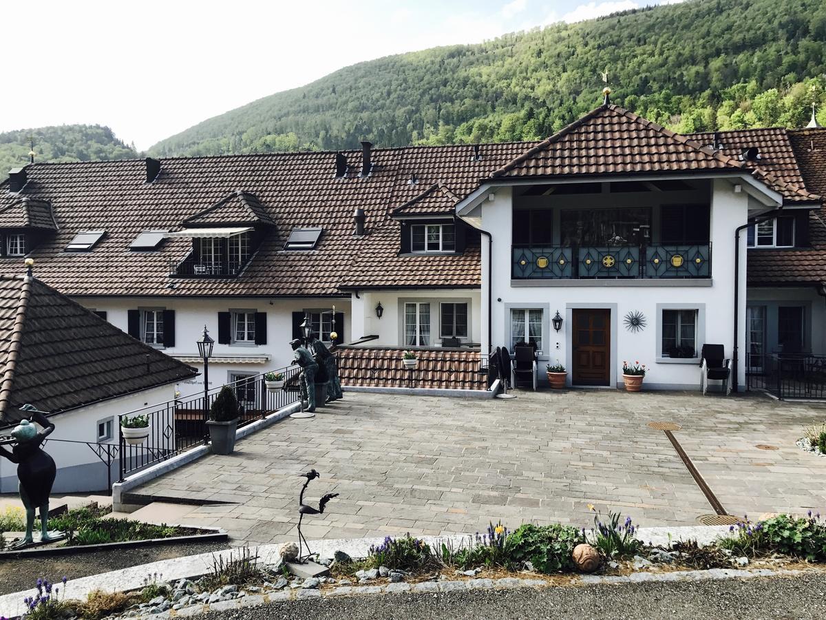 Hotel Kreuz Holderbank Luaran gambar